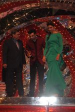 Deepika Padukone, Ranbir Kapoor, Subhash Ghai at Star Screen Awards 2012 in Mumbai on 14th Jan 2012 (225).JPG